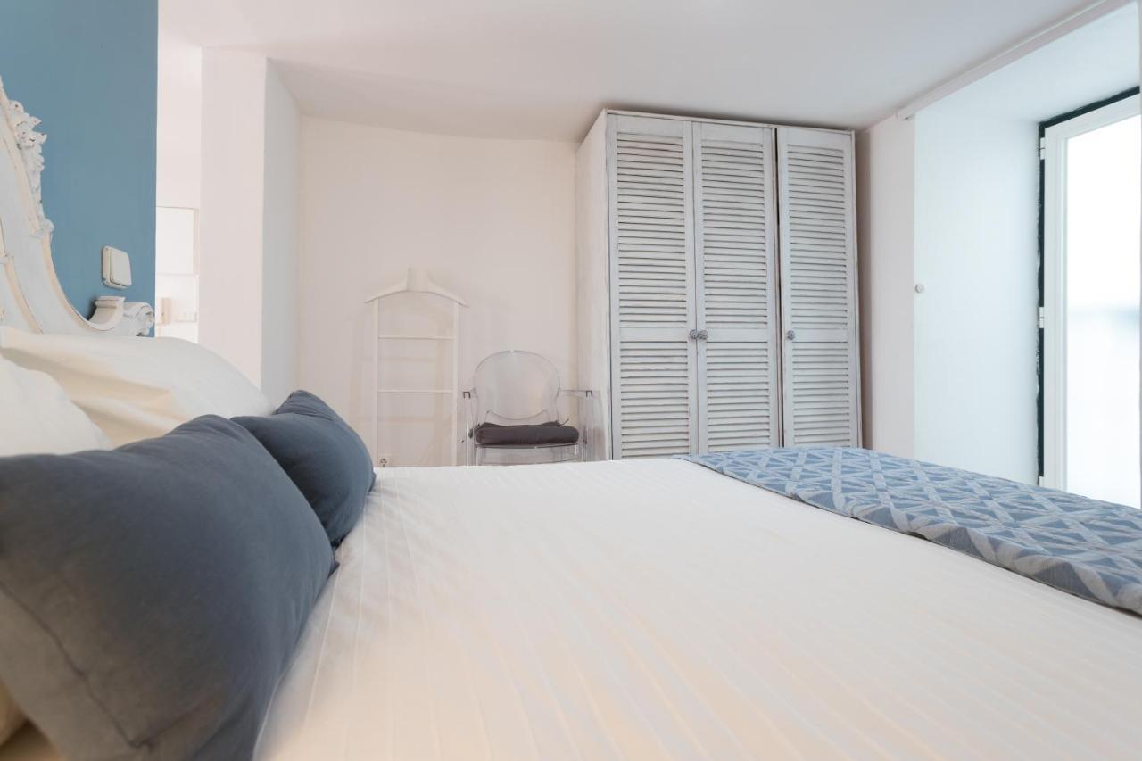 Charming Apartment Travessa Do Alcaide Lisboa Exterior foto